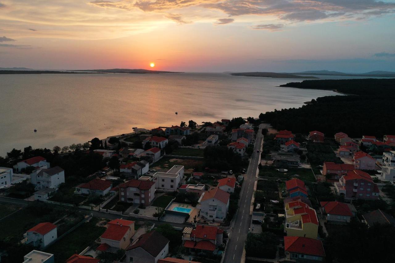 Blue Sunrise Apartment Врси Экстерьер фото